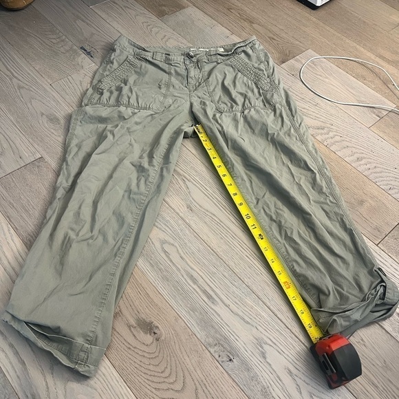 Dkny Jeans Army Green Ankle Length Cargo Style Pants, rolled at bottom, Size 6 - Picture 1 of 5